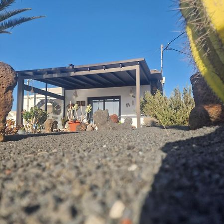 Apartamento Con Terraza Y Jardin Las Breñas Extérieur photo